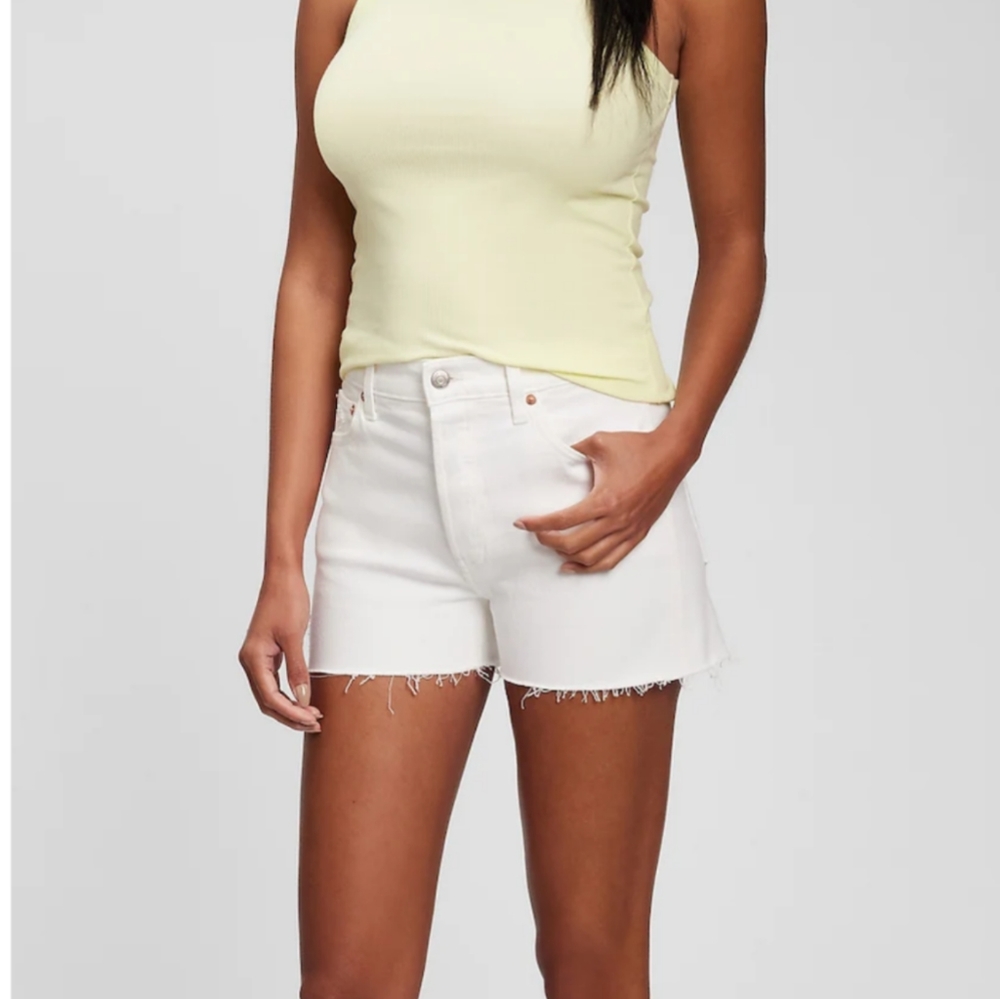 COPY - GAP 3" High Rise Cheeky Shorts with Washwell